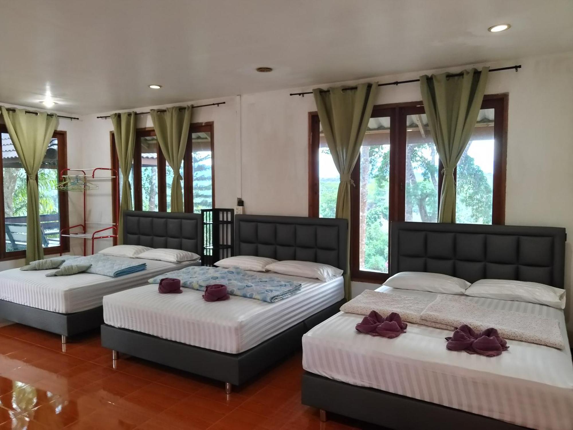 ภูริรักษ์ โฮมสเตย์ Ban Pha Saeng Lang Luaran gambar